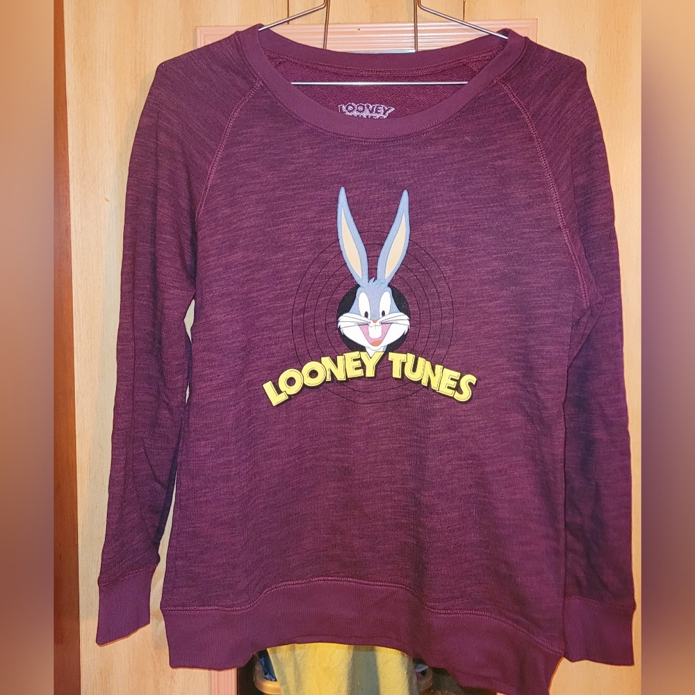 NEW LOONEY TUNES LIGHTWEIGHT WOMENS MEDIUM SWEATSHIRT WITH BUGSBUNNY